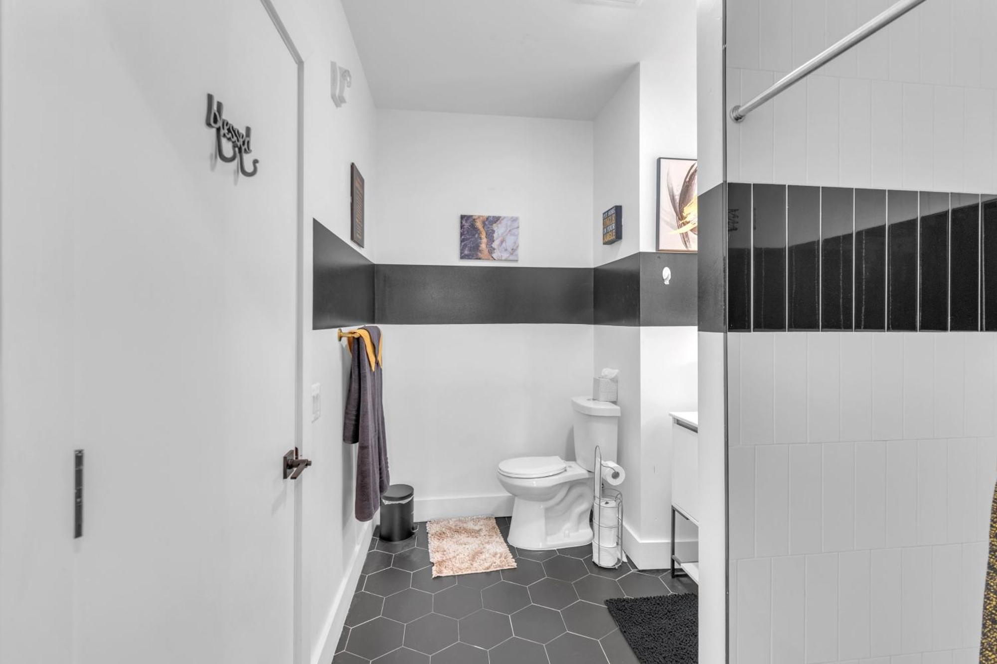 Royal Oasis Indoor Pool, Free Parking, Near Nyc Apartment Elizabeth Luaran gambar